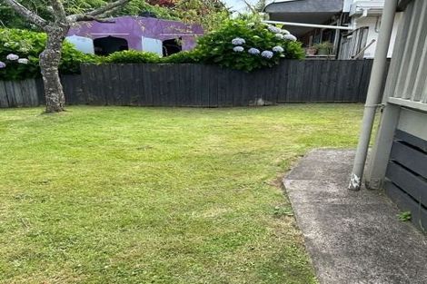 Photo of property in 8 Wallis Street, Raglan, 3225