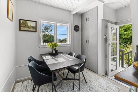 Photo of property in 143 Wairere Road, Waitakere, Henderson, 0782