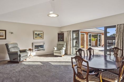 Photo of property in 8 Jacks Bush Road, Waikanae, 5391