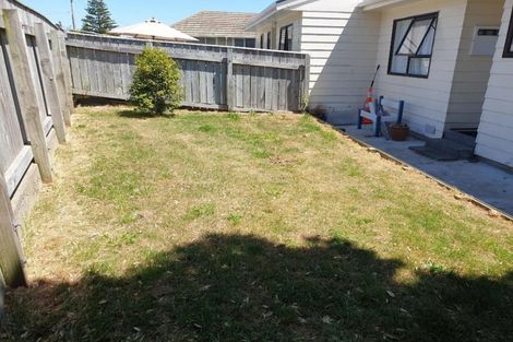 Photo of property in 11b Whanake Street, Titahi Bay, Porirua, 5022