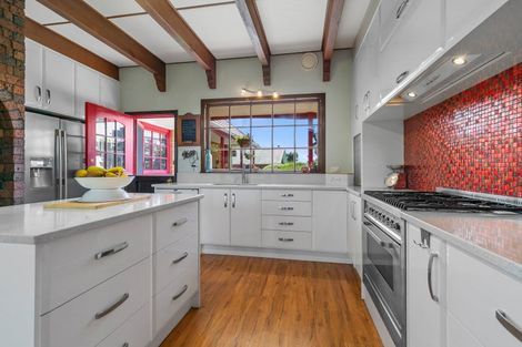 Photo of property in 389 Kawiu Road, Levin, 5510