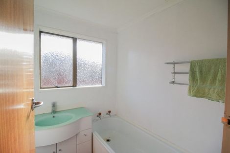 Photo of property in 15 Blackwater Street, Bluff, 9814
