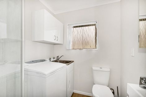 Photo of property in 51 Christmas Road, Manurewa, Auckland, 2102