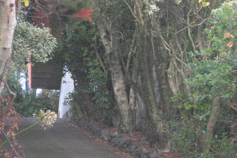 Photo of property in 1 Fyvie Avenue, Tawa, Wellington, 5028