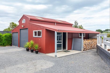 Photo of property in 174 Muhunoa Road West, Ohau, 5570