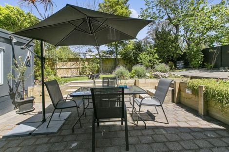 Photo of property in 104 Manhattan Heights, Glendene, Auckland, 0602