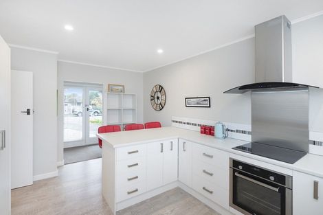 Photo of property in 1a Leybourne Avenue, Waikanae, 5036