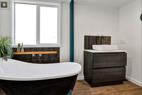 Photo of property in 42b Flint Road West, Stratford, 4332