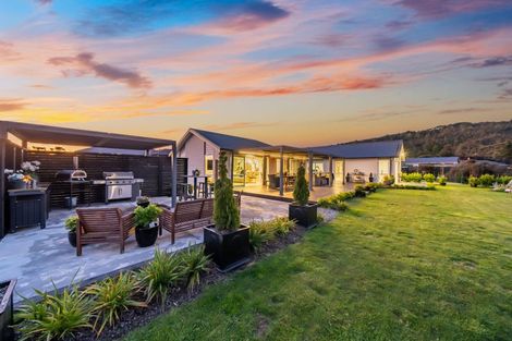 Photo of property in 303 Fairview Drive, Akatarawa, Upper Hutt, 5372