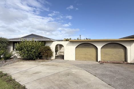 Photo of property in 8 Jillteresa Crescent, Half Moon Bay, Auckland, 2012