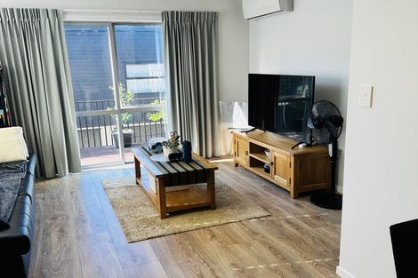 Photo of property in 9/19 Ruakiwi Road, Hamilton Lake, Hamilton, 3204