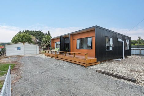 Photo of property in 20 Dundas Street, Porangahau, 4293