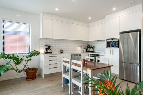 Photo of property in 201/2b Matatiki Street, Northcote, Auckland, 0627