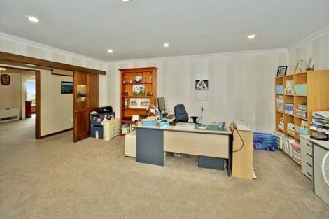 Photo of property in 16 Randell Place, Te Puke, 3119