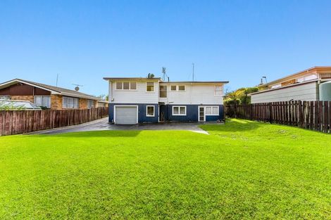 Photo of property in 34 Blakeborough Drive, Forrest Hill, Auckland, 0620