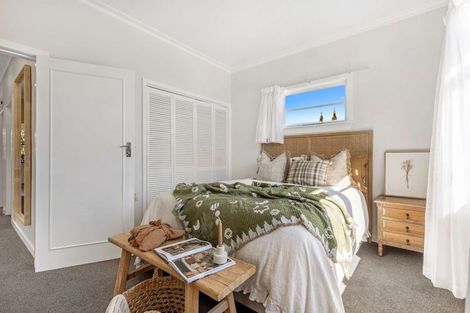 Photo of property in 221 Saint Leonards Avenue, Saint Leonards, Hastings, 4120