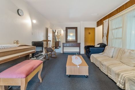 Photo of property in 2/5 Kerswill Place, Pakuranga, Auckland, 2010