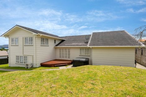 Photo of property in 3 Battersea Place, Richmond Heights, Taupo, 3330