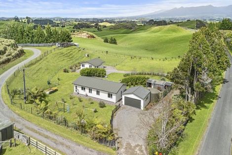 Photo of property in 489a Barrett Road, Omata, New Plymouth, 4374