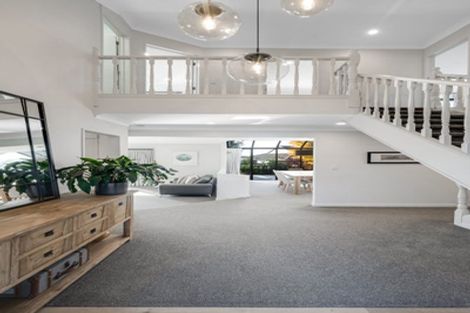 Photo of property in 202 Whitford Road, Shamrock Park, Auckland, 2016