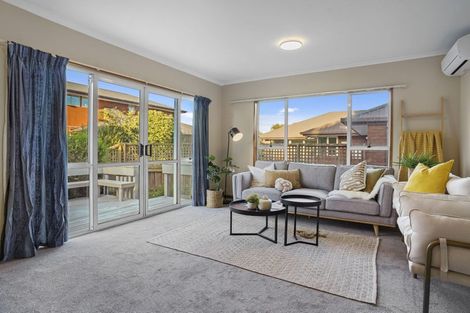 Photo of property in 94 Rattray Street, Riccarton, Christchurch, 8041