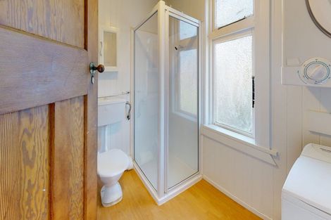 Photo of property in 132-136 Washington Avenue, Brooklyn, Wellington, 6021