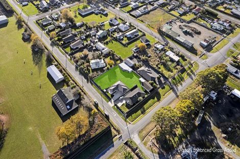 Photo of property in 1 Levin Street, Cheviot, 7310