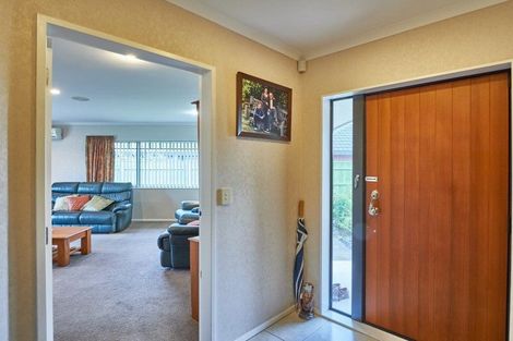 Photo of property in 47 Parnell Heights Drive, Kelvin Grove, Palmerston North, 4414