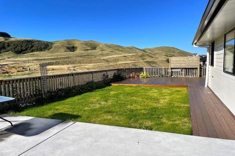 Photo of property in 104 Melksham Drive, Churton Park, Wellington, 6037