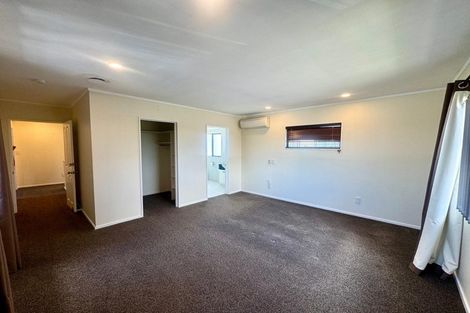 Photo of property in 24a Reeves Road, Pakuranga, Auckland, 2010