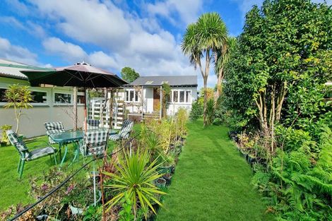 Photo of property in 15 Holland Street, Glenholme, Rotorua, 3010