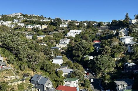 Photo of property in 20u5 Saint Michaels Crescent, Kelburn, Wellington, 6012