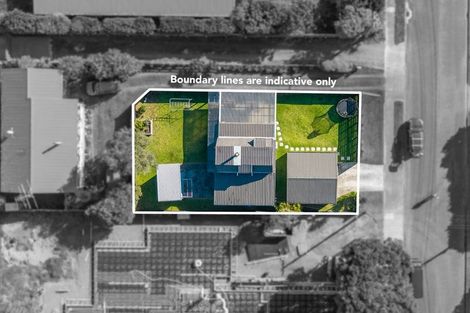 Photo of property in 30 Rangihiroa Street, Waikanae Beach, Waikanae, 5036