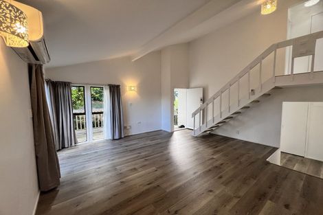 Photo of property in 1/4 Braund Place, Glenfield, Auckland, 0629