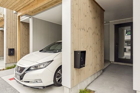 Photo of property in 5 Kamahi Place, Paraparaumu, 5032