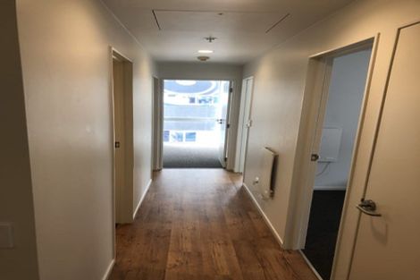 Photo of property in 2u4 Torrens Terrace, Mount Cook, Wellington, 6011