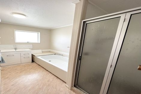 Photo of property in 16 Ansonby Street, Russley, Christchurch, 8042