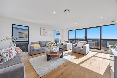 Photo of property in 9 Michael Richard Place, East Tamaki Heights, Auckland, 2016