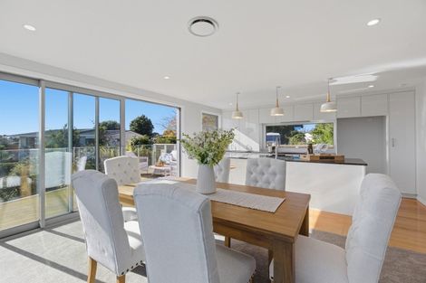 Photo of property in 12c Ruskin Place, Westown, New Plymouth, 4310