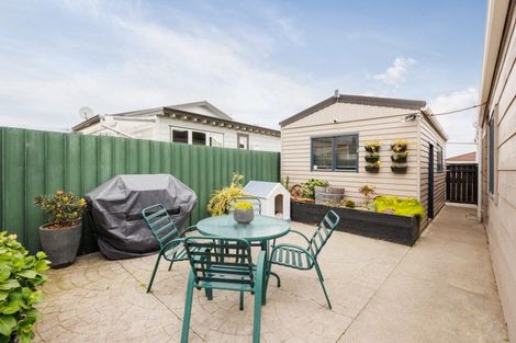 Photo of property in 2a Rutland Place, Milson, Palmerston North, 4414