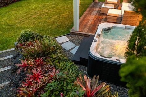 Photo of property in 2 Widdison Place, Albany, Auckland, 0632