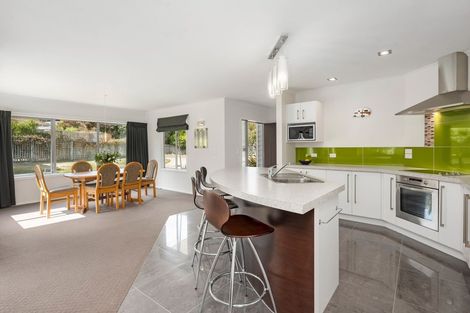 Photo of property in 7 Antonia Place, Kinloch, Taupo, 3377