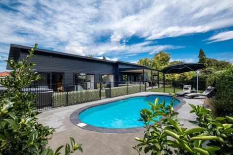 Photo of property in 18c Cambridge Terrace, Taradale, Napier, 4112
