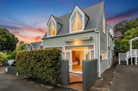 Photo of property in 1/1 Cottleville Terrace, Thorndon, Wellington, 6011