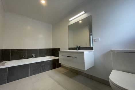 Photo of property in 3 Fort Lincoln Loop, Karaka, Papakura, 2113