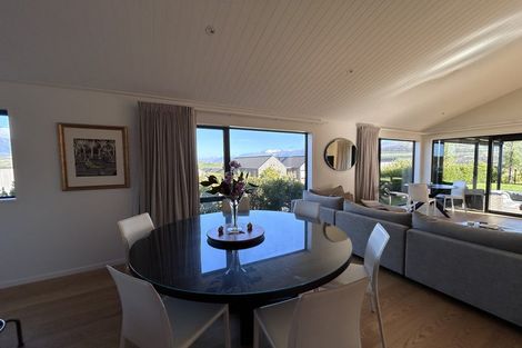 Photo of property in 2 Wanderer Lane, Jacks Point, Queenstown, 9371
