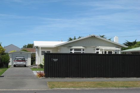 Photo of property in 351 Estuary Road, South New Brighton, Christchurch, 8062