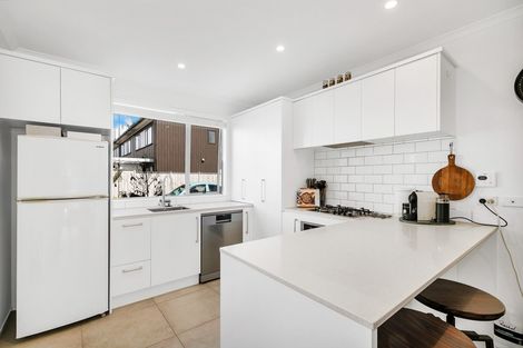 Photo of property in 5 Gallipoli Place, Flat Bush, Auckland, 2019