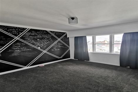 Photo of property in 3/240 Pakuranga Road, Pakuranga Heights, Auckland, 2010