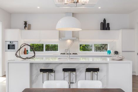 Photo of property in 45 Waiwetu Street, Fendalton, Christchurch, 8052